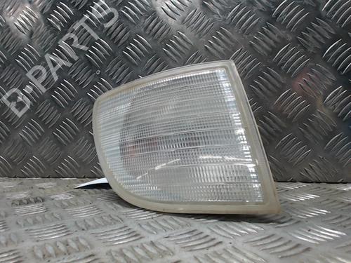 Used Right front indicator MERCEDES-BENZ VITO Van (W638) 108 CDI 2.2 (638.094) (82 hp) 23048189