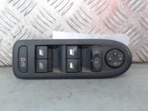 Used Left front window switch Left front window switch CITROËN C5 III (RD_) 1.6 HDi 110 (RD9HZC) (109 hp) 26242229 26242229