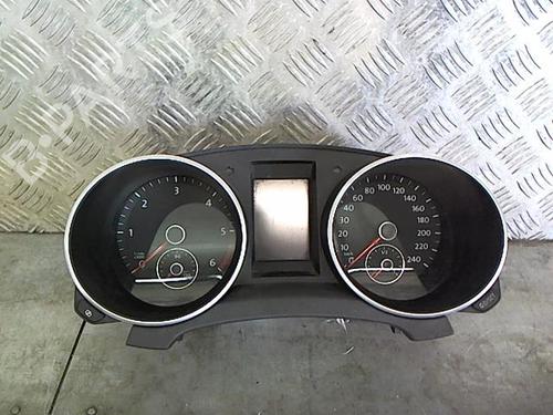 Instrument cluster VW GOLF VI (5K1) 1.6 TDI | BP23052693C47 - Image 6