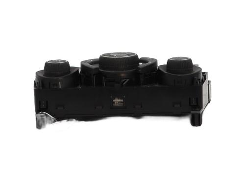 Used Climate control Climate control PEUGEOT 308 SW I (4E_, 4H_) 1.6 HDi (90 hp) 26436689 26436689