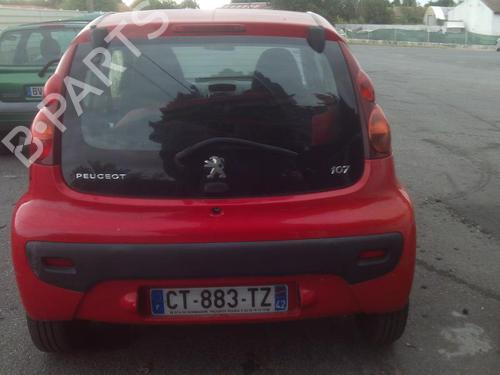 Right taillight PEUGEOT 107 (PM_, PN_) 1.0 | BP23048774C35
