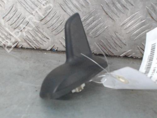 antennabase-mercedes-benz-c-class-w204-2007-2008-2009-2010-2011-2012-2013-2014-2015-26238733 main image