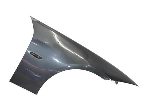 Guarda-lamas direito BMW 3 (E90) 318 d (122 hp) 32231891