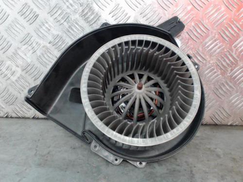 Used Heater blower motor VW POLO V (6R1, 6C1) 1.2 (70 hp) 26123533