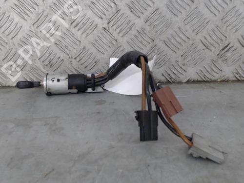 Used Ignition barrel Ignition barrel PEUGEOT PARTNER Box Body/MPV (5_, G_) 1.9 D (69 hp) 30446078 30446078