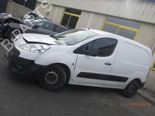 Electronic module PEUGEOT PARTNER Box Body/MPV 1.6 HDi | BP23051081M83 - Image 11