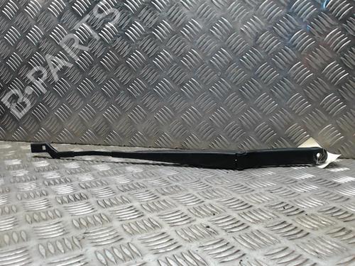 Used Front windshield wiper arm VW POLO V (6R1, 6C1) 1.6 TDI (75 hp) 23048304