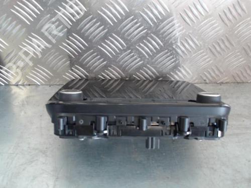 display-monitor-ford-fiesta-vii-hj-hf-2017-23839869 main image