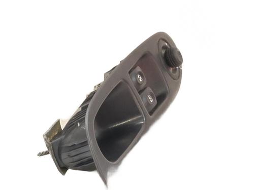 Used Left front window switch Left front window switch RENAULT CLIO II (BB_, CB_) 1.4 16V (B/CB0P, BB13) (98 hp) 23052014 23052014