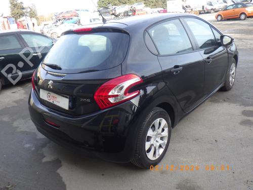 Porton trasero PEUGEOT 208 I (CA_, CC_) 1.4 HDi (68 hp) 24311733