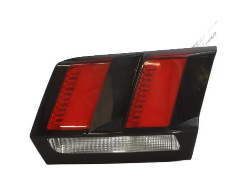 Used Right tailgate light PEUGEOT 3008 II SUV (MC_, MR_, MJ_, M4_) 1.5 BlueHDi 130 (131 hp) 30819113