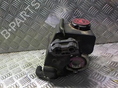 Used Steering pump PEUGEOT 206+ (2L_, 2M_) 1.1 (60 hp) 23837644
