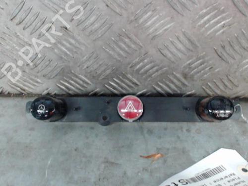 Used Warning switch FIAT 500X (334_) 1.4 (334AXC1B, 334AXC11) (140 hp) 26936281