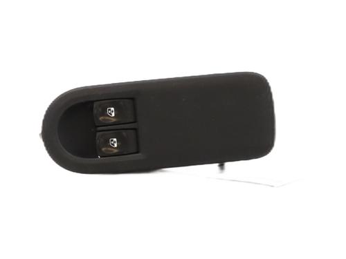 Venstre fortil elrude kontakt RENAULT CLIO III (BR0/1, CR0/1) 1.5 dCi (C/BR0G, C/BR1G) (68 hp) 31296403