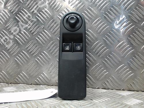 Used Left front window switch RENAULT CLIO IV (BH_) 1.5 dCi 90 (90 hp) 23837073