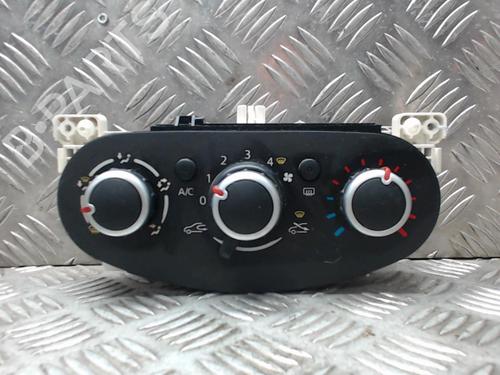 Climate control RENAULT TWINGO III (BCM_, BCA_) 1.0 SCe 70 | BP23048848I5 - Image 2