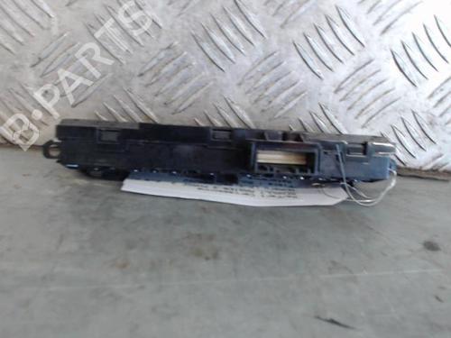 warning-switch-renault-master-iii-platformchassis-ev-hv-uv-2010-27300711 main image