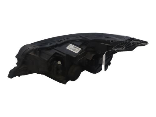 Used Right headlight Right headlight PEUGEOT 208 II (UB_, UP_, UW_, UJ_) 1.2 PureTech 100 (101 hp) 40507842 40507842