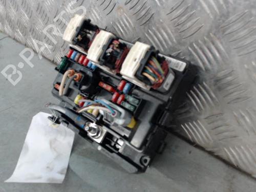 Used Fuse box Fuse box CITROËN C3 II (SC_) 1.4 (73 hp) 25216470 25216470