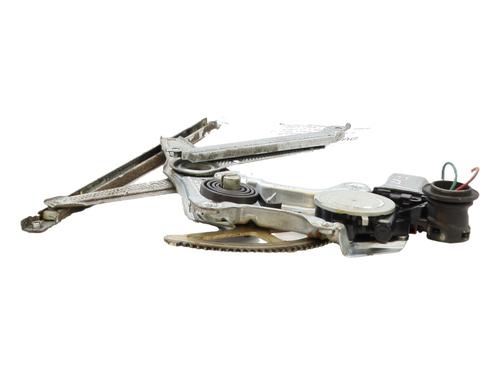 Rudehejsemekanisme ventre foran Rudehejsemekanisme ventre foran TOYOTA YARIS (_P1_) 1.0 (SCP10_, SCP10R) (68 hp) 33934821 33934821