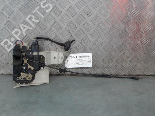 Vergrendeling rechts voor VW POLO IV (9N_, 9A_) 1.4 TDI (75 hp) 27356536