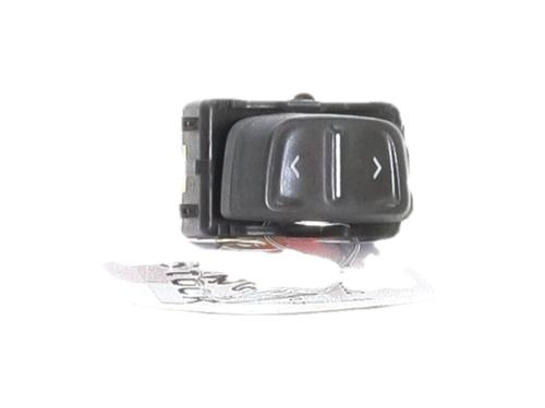 Left front window switch DACIA SANDERO II 1.2 | BP38034522I27 - Image 4