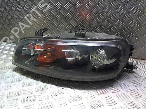 Venstre forlygte Venstre forlygte FIAT PUNTO (188_) 1.9 JTD 80 (188.237, .257, .337, .357) (80 hp) 23051390 23051390