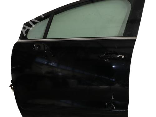 Dør venstre fortil PEUGEOT 5008 (0U_, 0E_) 1.6 HDi (112 hp) 31146415