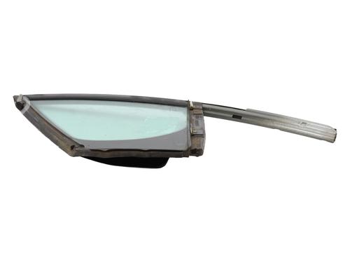 Front left quarter glass PEUGEOT 308 I (4A_, 4C_) 1.6 HDi | BP32189924C111