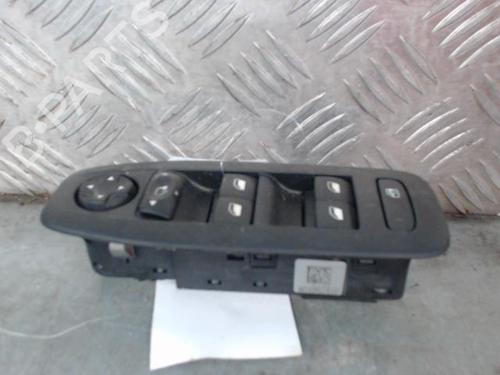 Used Left front window switch Left front window switch PEUGEOT 2008 I (CU_) 1.6 HDi (92 hp) 25346459 25346459