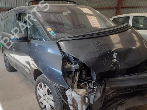 Used Parts RENAULT ESPACE IV (JK0/1_) 2.0 dCi (JK01, JK02, JK1J, JK1K, JK1H) 4990523