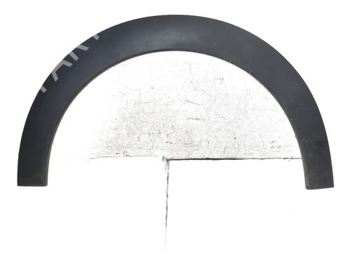 front-left-wheel-arch-trim-citroen-c4-cactus-2014-32494346 main image