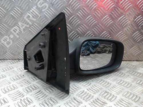 Used Right mirror Right mirror 23049226 23049226