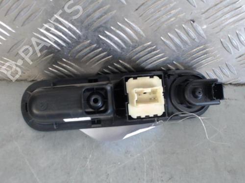 Used Left front window switch Left front window switch RENAULT TWINGO III (BCM_, BCA_) 1.0 SCe 75 (73 hp) 23838618 23838618