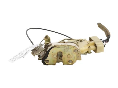 Højre fortil lås Højre fortil lås TOYOTA YARIS (_P1_) 1.0 (SCP10_, SCP10R) (68 hp) 33934823 33934823