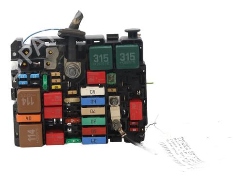 Used Fuse box CITROËN C3 III (SX) 1.2 PureTech 82 (83 hp) 32630275