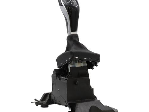 Used Gear lever BMW X2 (F39) sDrive 18 d (150 hp) 31094420