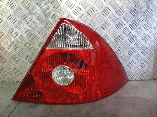 Used Right taillight FORD MONDEO III (B5Y) 1.8 16V (125 hp) 23108313