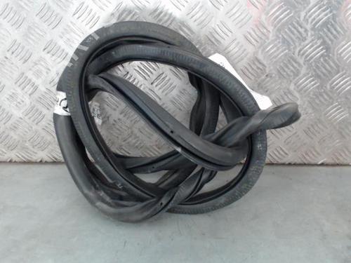 Rubber door seal VW GOLF PLUS V (5M1, 521) 1.9 TDI | BP29184773C142 