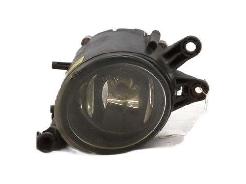 left-front-fog-light-audi-a4-b6-avant-8e5-2000-2001-2002-2003-2004-2005-32171155 main image