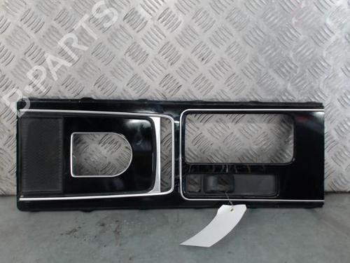 Mittelkonsole JAGUAR F-PACE (X761) 3.0 SCV6 AWD (380 hp) 30306252