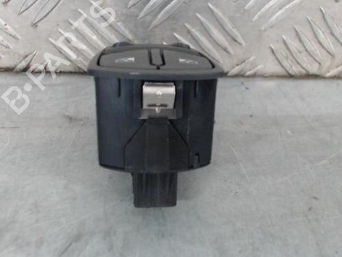 Used Left front window switch Left front window switch OPEL CORSA E (X15) 1.3 CDTI (08, 68) (95 hp) 23838800 23838800