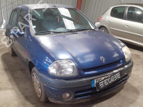 Brugte RENAULT CLIO II (BB_, CB_) 1.4 (B/CB0C, B/CB0S) (75 hp) 4394244