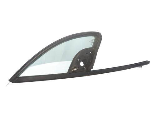 Used Front right quarter glass Front right quarter glass 33457805 33457805