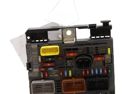 Used Fuse box PEUGEOT 5008 (0U_, 0E_) 1.6 HDi (110 hp) 32171142