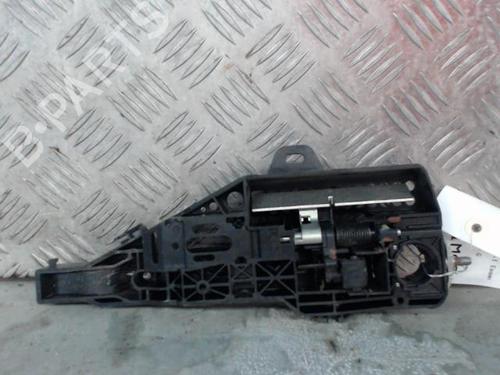 Used Front left exterior door handle Front left exterior door handle 26733131 26733131