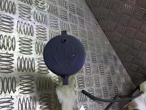 Used Windscreen washer tank PEUGEOT 208 I (CA_, CC_) 1.6 HDi (92 hp) 23050321