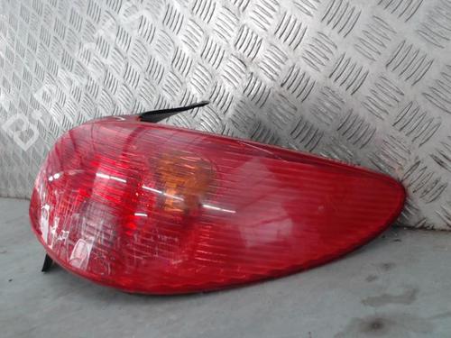 Right taillight PEUGEOT 206 Hatchback (2A/C) 1.4 i | BP30466448C35