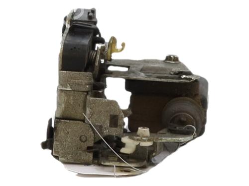 Cerradura puerta trasera izquierda Cerradura puerta trasera izquierda DACIA DUSTER (HS_) 1.5 dCi 4x4 (HSMC, HSMD) (110 hp) 35789735 35789735