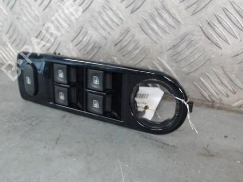 Used Left front window switch Left front window switch RENAULT CLIO IV (BH_) 0.9 TCe 90 (BHNF, BHMA, BHMH, BHJK, BHJR) (90 hp) 24611335 24611335